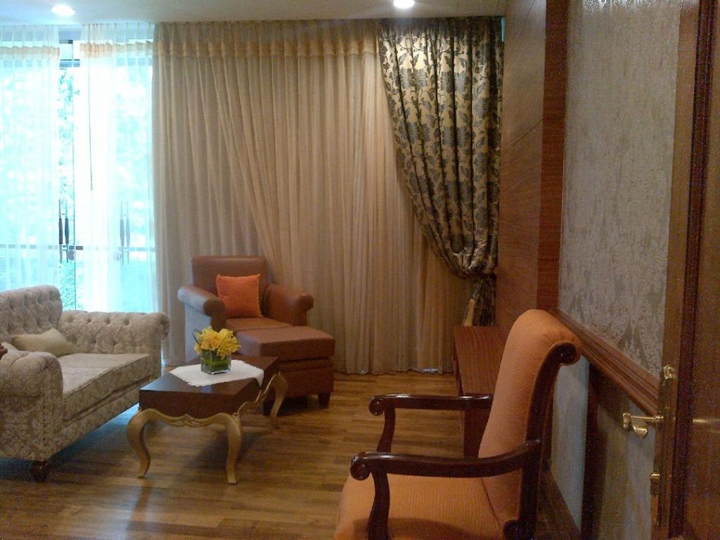 Living room with fireplace